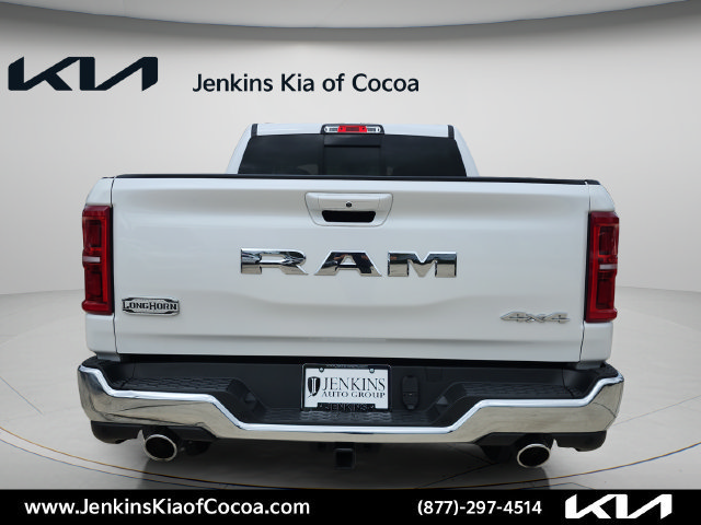Used 2025 RAM 1500 Limited AWD/4WD image 5