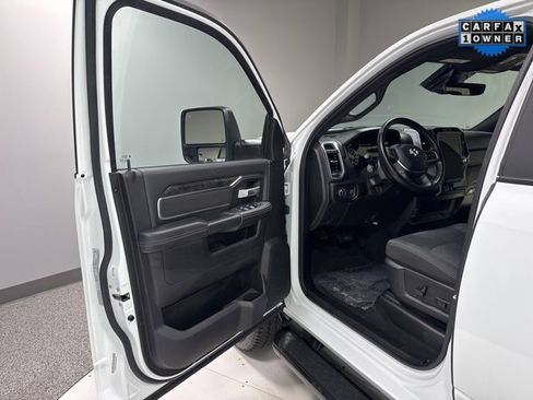 Used 2024 RAM 2500 Big Horn w/ Night Edition image 7