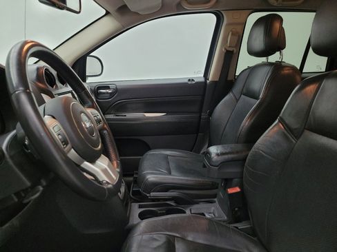 Used 2016 Jeep Compass High Altitude image 17