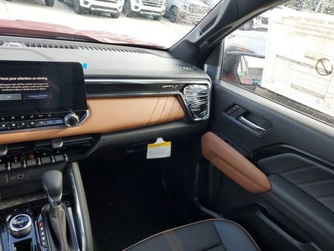 New 2026 GMC Canyon AT4 AWD/4WD image 15