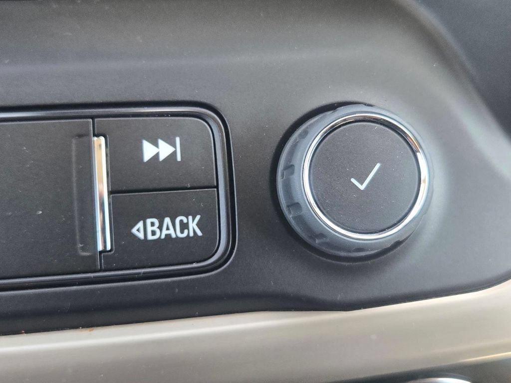 Used 2023 GMC Acadia Denali FWD image 29