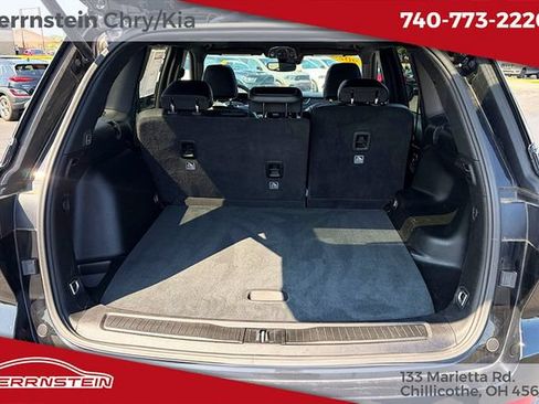 Used 2023 Jeep Grand Cherokee Altitude AWD/4WD image 20