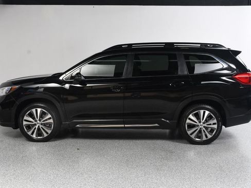 Used 2022 Subaru Ascent Limited w/ Technology Package AWD/4WD image 3