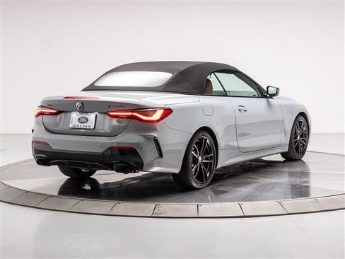 Used 2023 BMW 440i xDrive Convertible w/ M Carbon Exterior Package AWD/4WD image 13