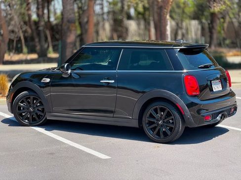 Used 2019 MINI Cooper S FWD image 9