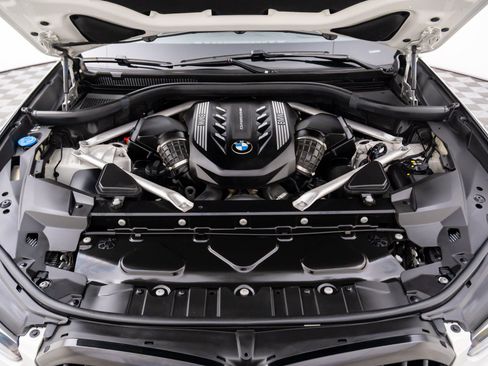 Used 2023 BMW X5 M50i w/ Climate Comfort Package image 33