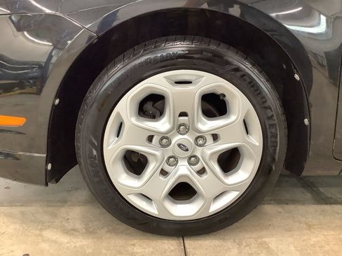 Used 2010 Ford Fusion SE FWD image 19