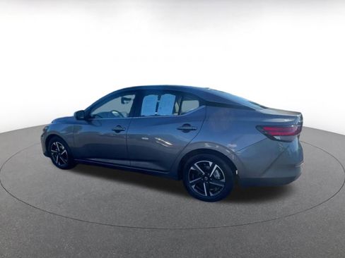 Used 2025 Nissan Sentra SV image 10