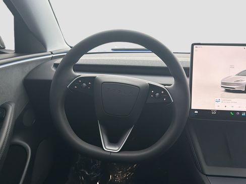 Used 2025 Tesla Model 3 Long Range AWD/4WD image 16
