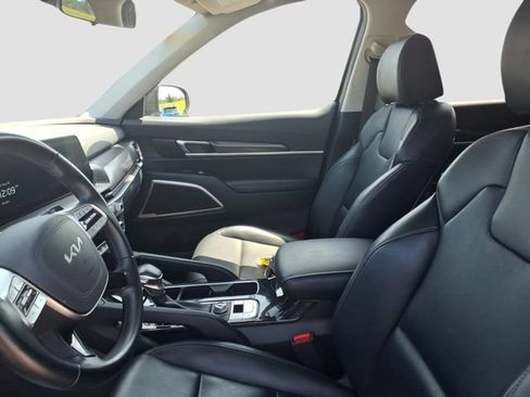 Used 2025 Kia Telluride S AWD/4WD image 7