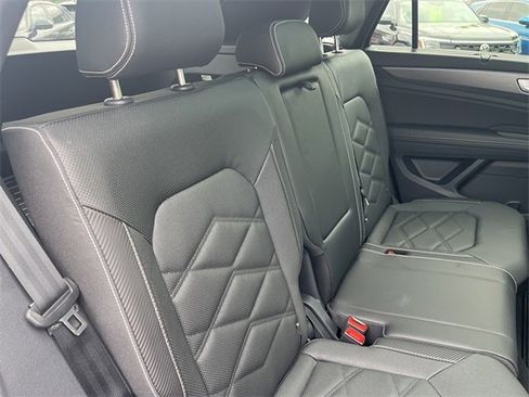 New 2025 Volkswagen Atlas Cross Sport SE image 34
