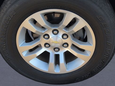 Used 2018 Chevrolet Tahoe LT image 35