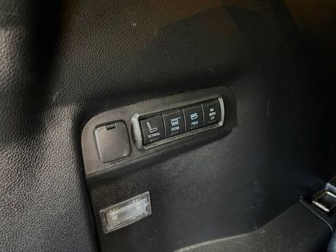 Used 2016 Ford Explorer Sport AWD/4WD image 17