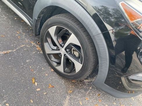 Used 2018 Hyundai Tucson Limited image 2