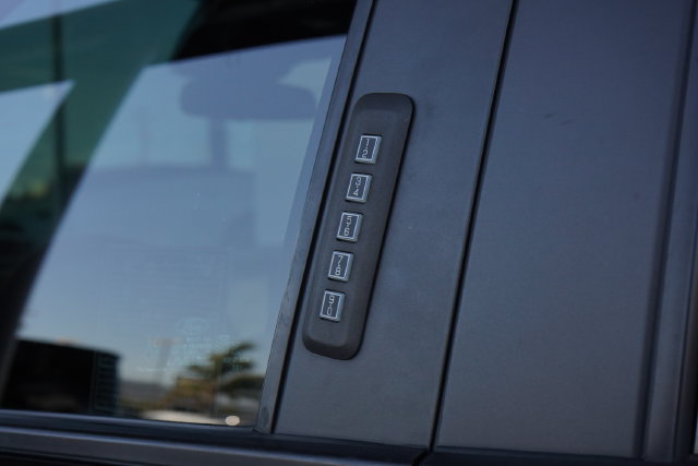 Used 2023 Ford Maverick Lariat FWD image 11
