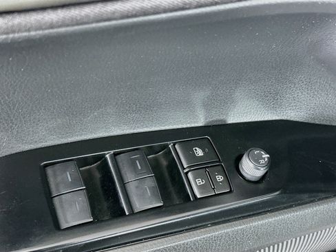 Used 2025 Toyota Camry LE FWD image 15