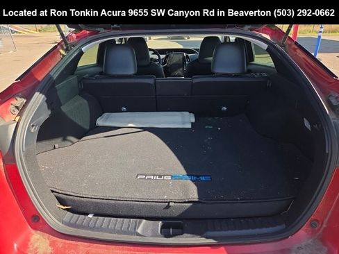 Used 2018 Toyota Prius Prime Advanced FWD image 12