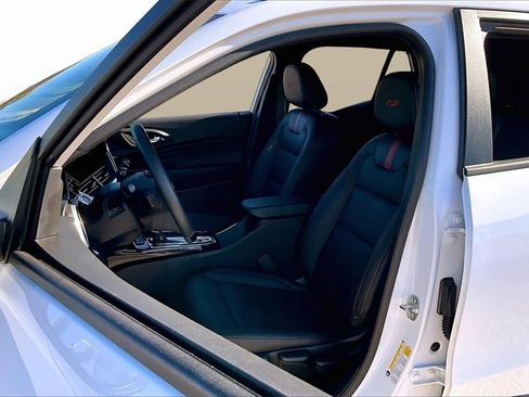 Used 2025 Chevrolet Trax RS w/ Driver Confidence Package image 26