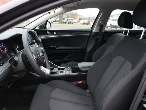 Used 2021 Kia K5 LXS image 13