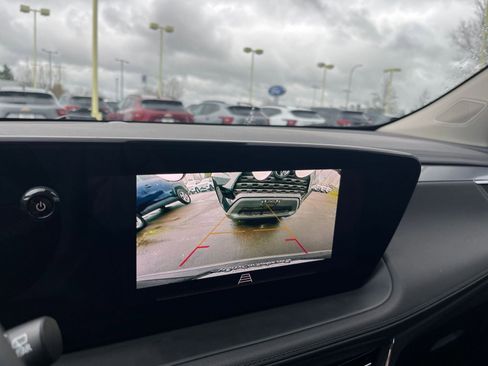 Used 2025 Buick Encore GX Preferred image 22