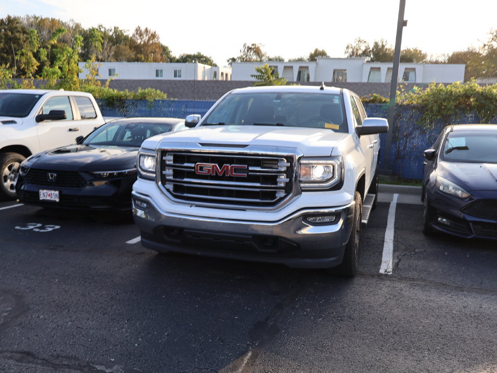 Used 2018 GMC Sierra 1500 SLT w/ SLT Premium Package AWD/4WD image 3