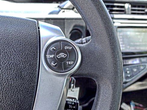 Used 2015 Toyota Prius C Two FWD image 15