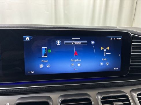 Used 2024 Mercedes-Benz GLS 450 4MATIC image 19