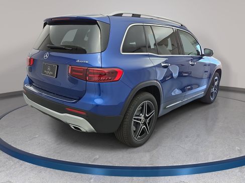 New 2026 Mercedes-Benz GLB 250 4MATIC image 5