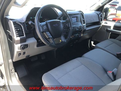 Used 2015 Ford F150 XLT w/ Equipment Group 301A Mid RWD image 10