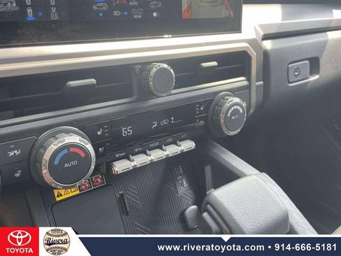 Used 2025 Toyota 4Runner TRD Off-Road Premium w/ Tow Technology Package AWD/4WD image 32