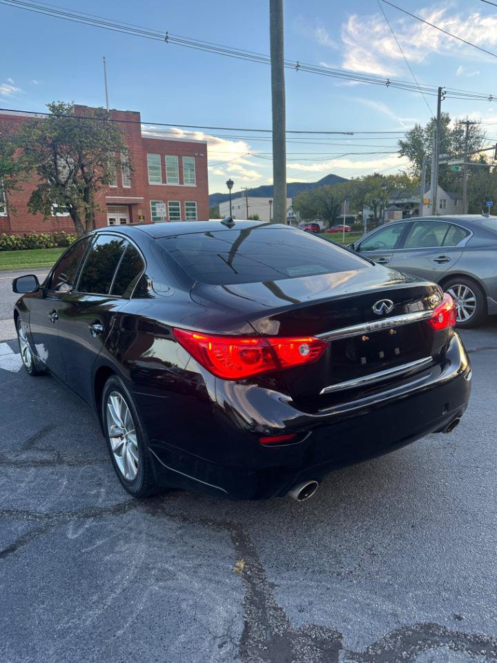 Used 2015 INFINITI Q50 Premium w/ Navigation Package RWD image 3