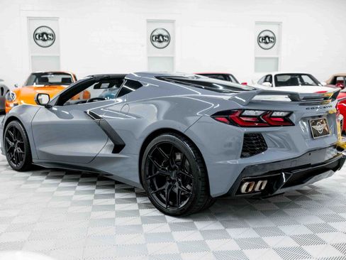Used 2024 Chevrolet Corvette Stingray Preferred Cpe w/ Z51 Performance Package RWD image 10