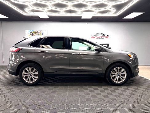 Used 2022 Ford Edge Titanium w/ Equipment Group 301A AWD/4WD image 17