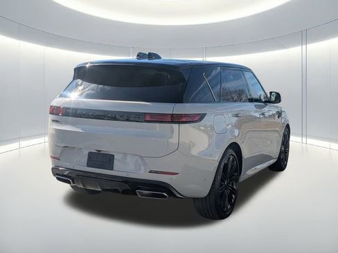 Certified 2025 Land Rover Range Rover Sport Dynamic SE image 5