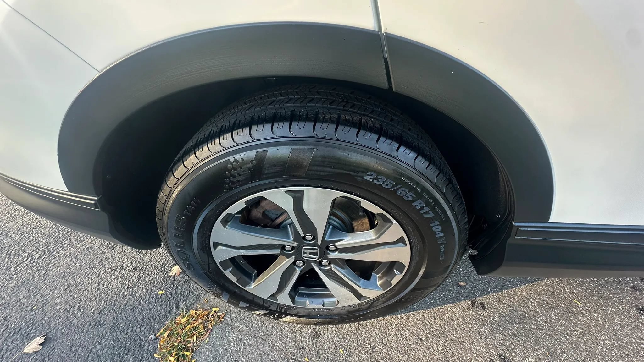 Used 2018 Honda CR-V LX image 11