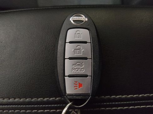 Used 2023 Nissan Sentra SV FWD image 32
