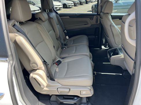 Used 2022 Honda Odyssey Touring image 15