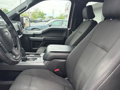 Used 2016 Ford F150 XLT w/ Equipment Group 302A Luxury AWD/4WD image 9