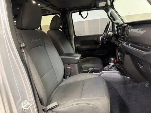 Used 2020 Jeep Wrangler Unlimited Sahara AWD/4WD image 47