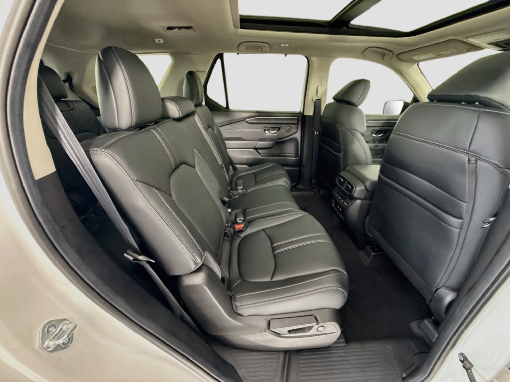 New 2026 Honda Pilot Touring image 22