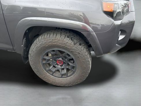 Used 2023 Toyota 4Runner SR5 Premium w/ SR5 Premium Package AWD/4WD image 12