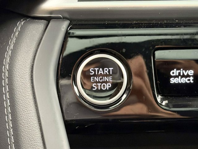 Used 2025 Audi Q5 Premium Plus w/ Premium Plus AWD/4WD image 29