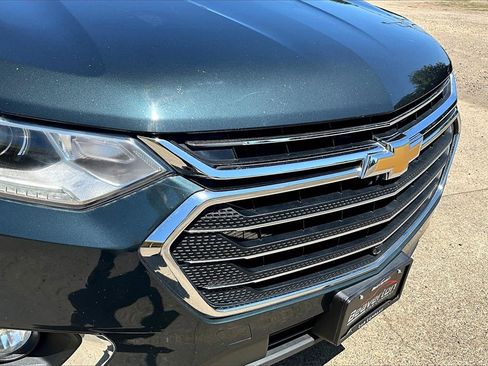 Used 2020 Chevrolet Traverse LT w/ LT Premium Package image 32
