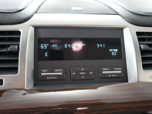 Used 2011 Lincoln MKS FWD image 16