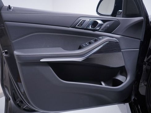 New 2026 BMW X5 sDrive40i w/ M Sport Package RWD image 10