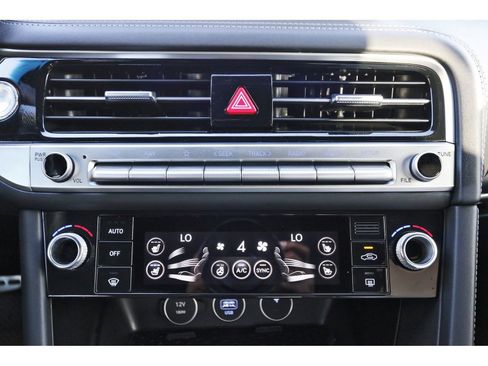 Used 2025 Genesis G70 3.3T Advanced w/ Sport Prestige Package image 27