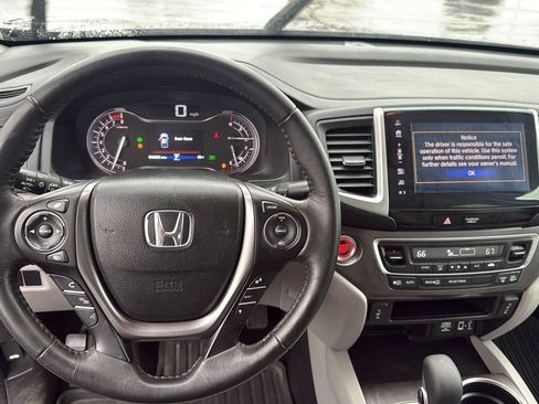 Used 2017 Honda Ridgeline RTL-T image 14