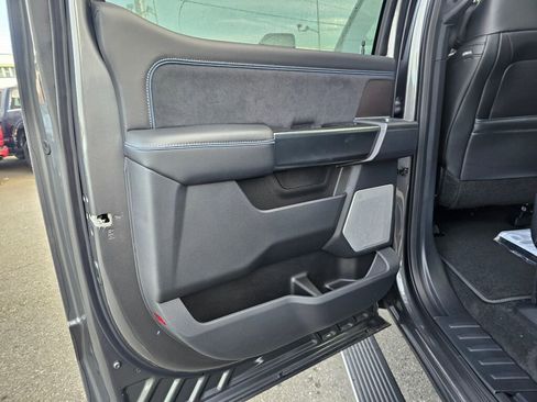 New 2026 Ford F350 Platinum w/ Tremor Off-Road Package image 8