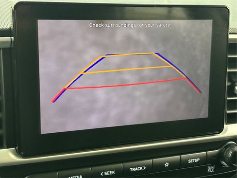 Used 2022 Hyundai Venue SEL image 36