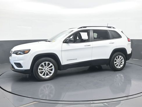 Used 2022 Jeep Cherokee Latitude Lux image 2